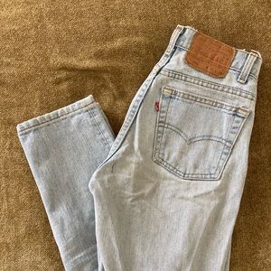 Levi’s vintage 550 high waisted